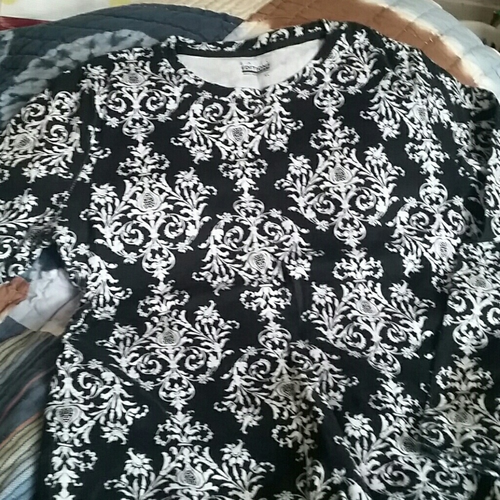 Women's shirt